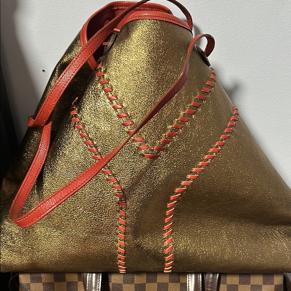 YSL Authentic Gold and Red Women's Large Shoulder Bag Tote With Pouch Firm